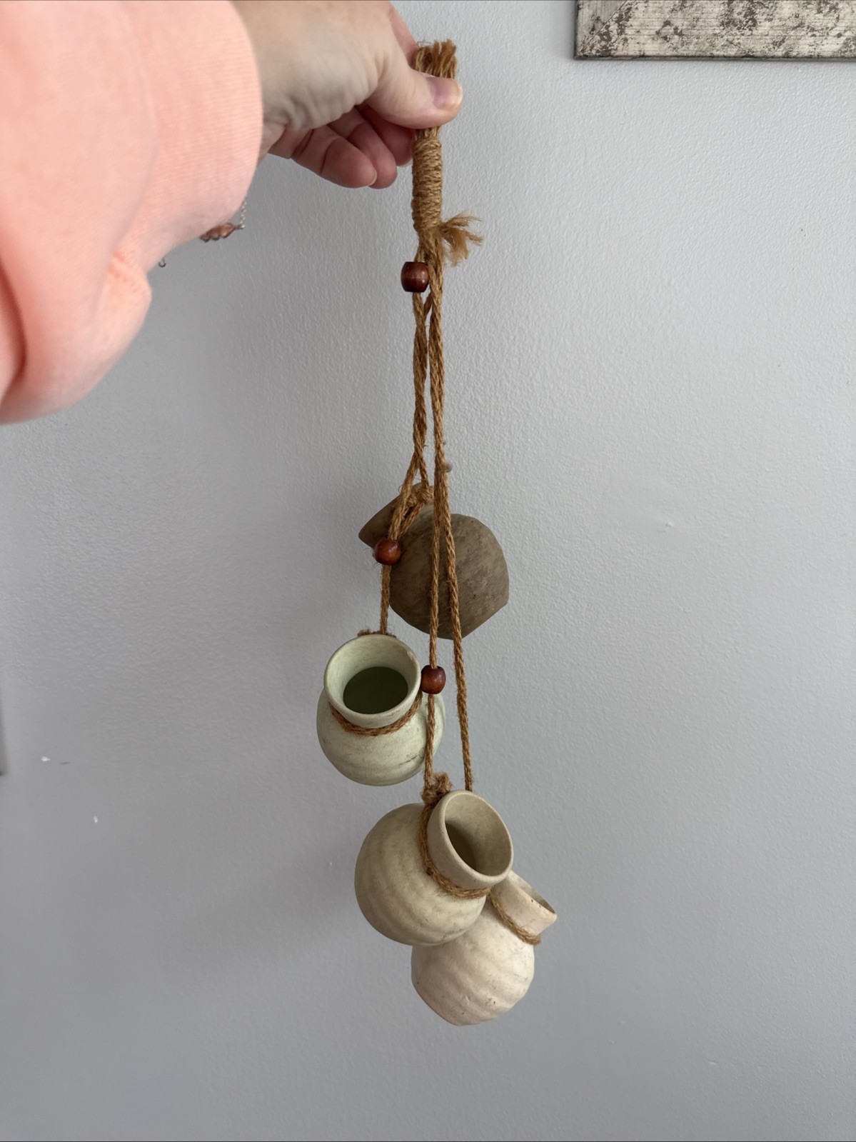 The Homemaker’s Idea Company, Pottery Pots On Rope W/wooden Bead Accent 17”