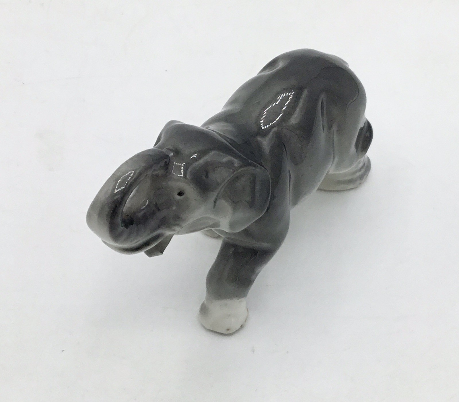 💥1900’s-Germany Wagner & Apel- #9963 Elephant Trunk Up Porcelain Figurine💥RARE