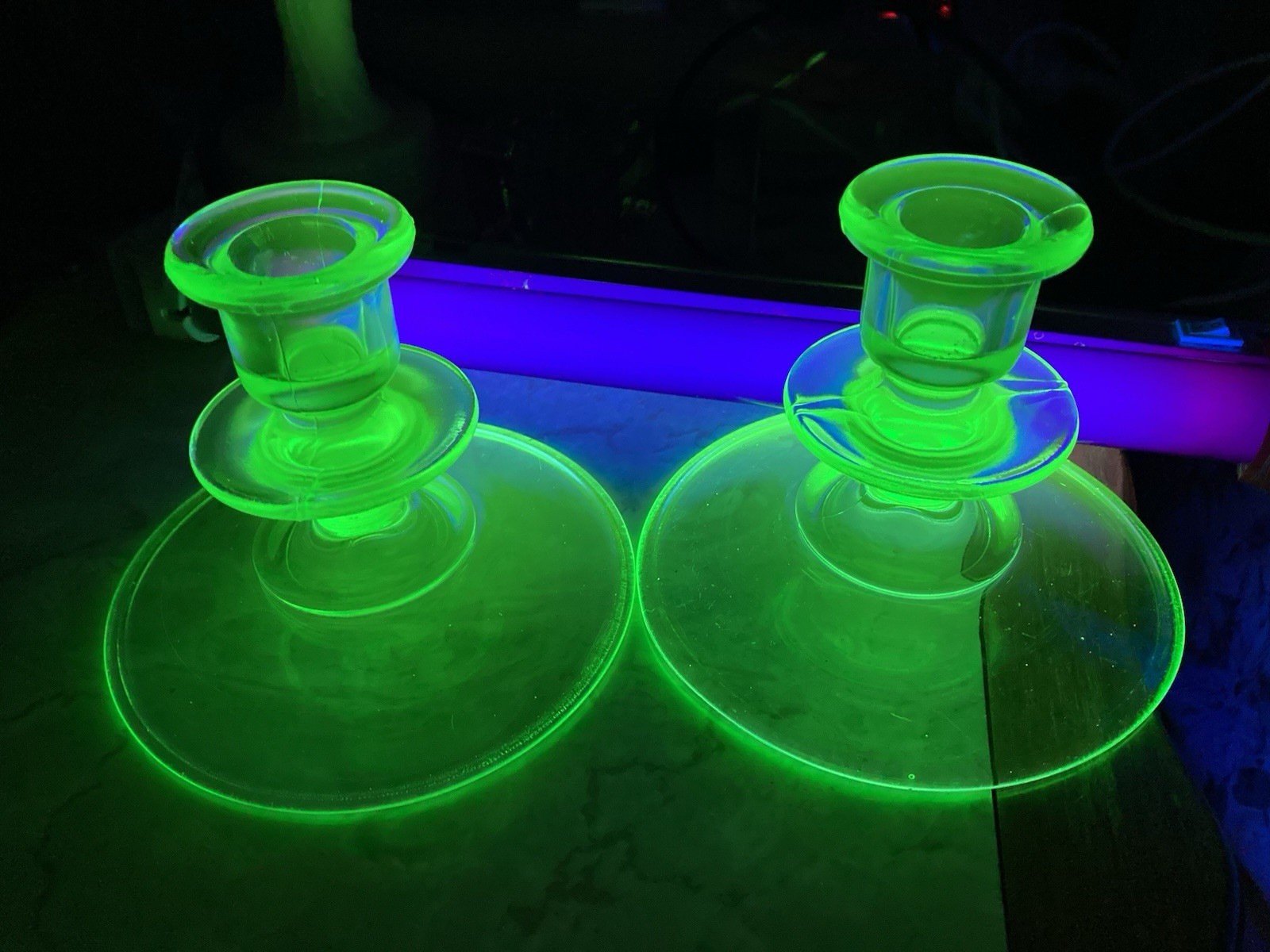 Vintage URANIUM GREEN DEPRESSION GLASS Indiana Squat TAPER CANDLE STICK HOLDERS