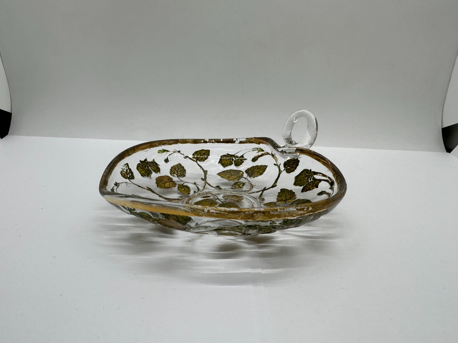 VTG Inlaid Glass Lemon Server with Raspberry Pattern Manganese Glass UV Reactive