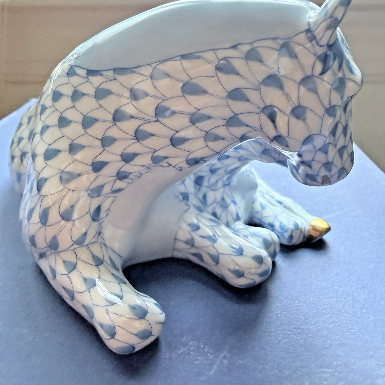 HEREND MARE & FOAL FIGURINE IN SHADED BLUE FISHNET 15560