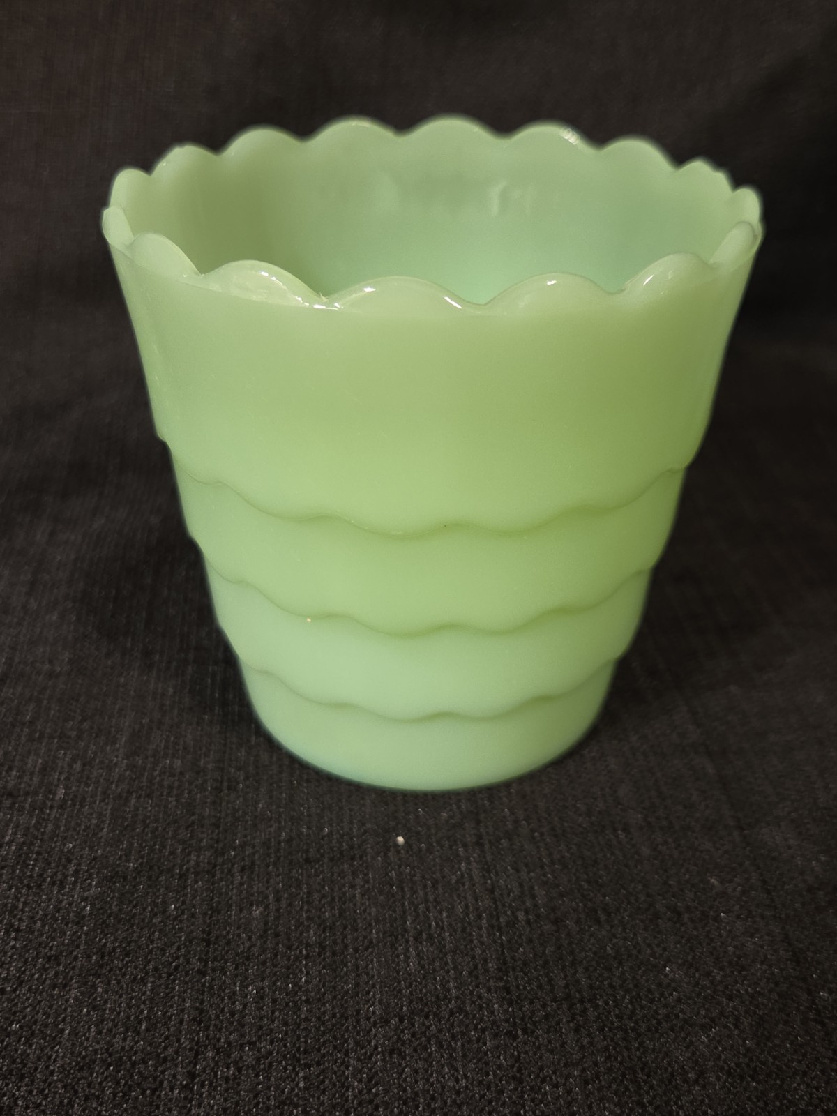 Vtg. 3.5″ Fire King Jadeite Glass Flower Pot Vase