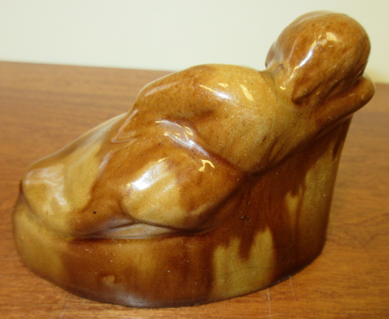 antiqu BENNINGTON ROCKINGHAM POTTERY RECLINING SLEEPING WOMAN w HAT INKWELL RARE