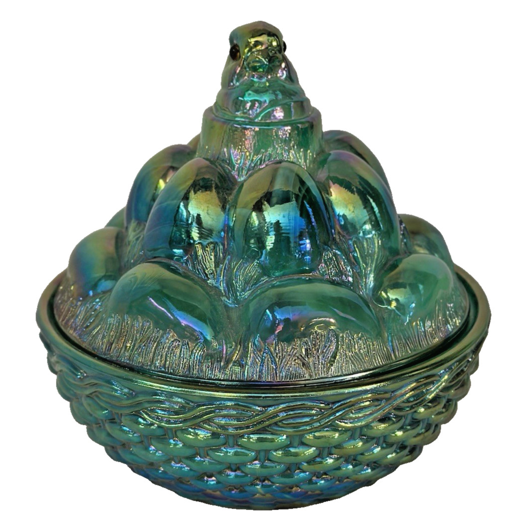 WESTMORELAND CARNIVAL GLASS CHICK & EGGS BASKET COVERED DISH IN UNUSUAL COLOR
