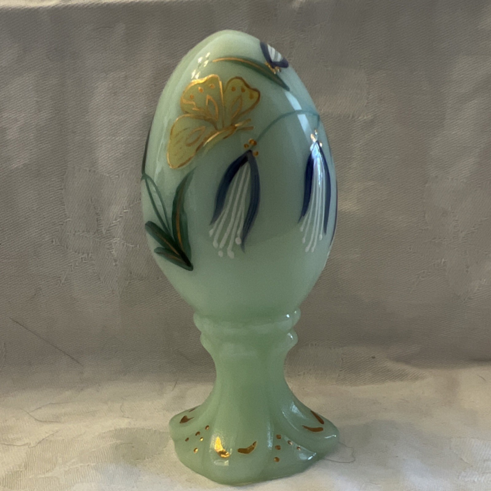 Fenton Jadeite Butterfly Hand Painted Glass Egg Limited Ed. Signed Robinson