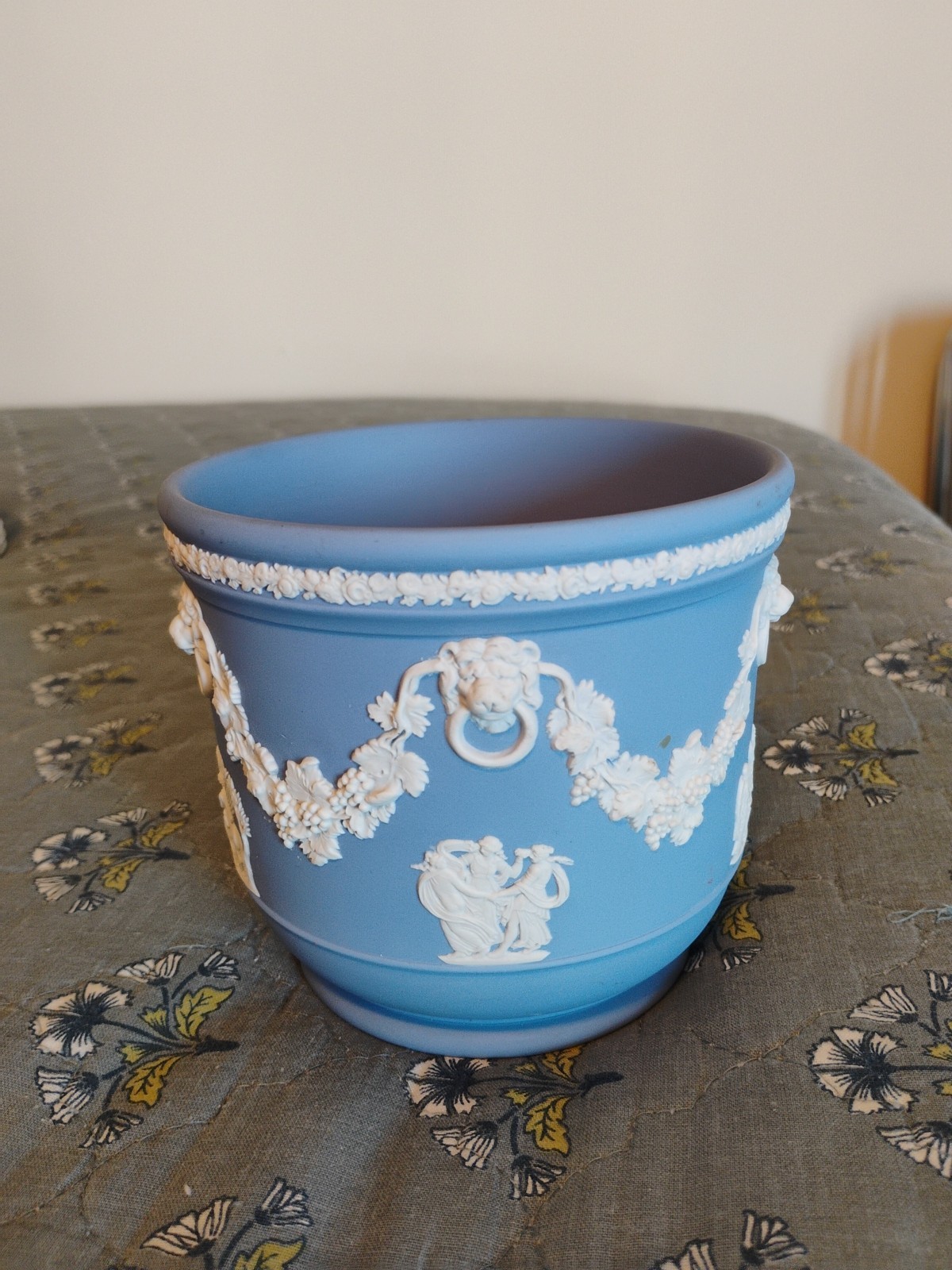 Antique Wedgwood 4 1/4″ Blue Jasperware Flower Pot.