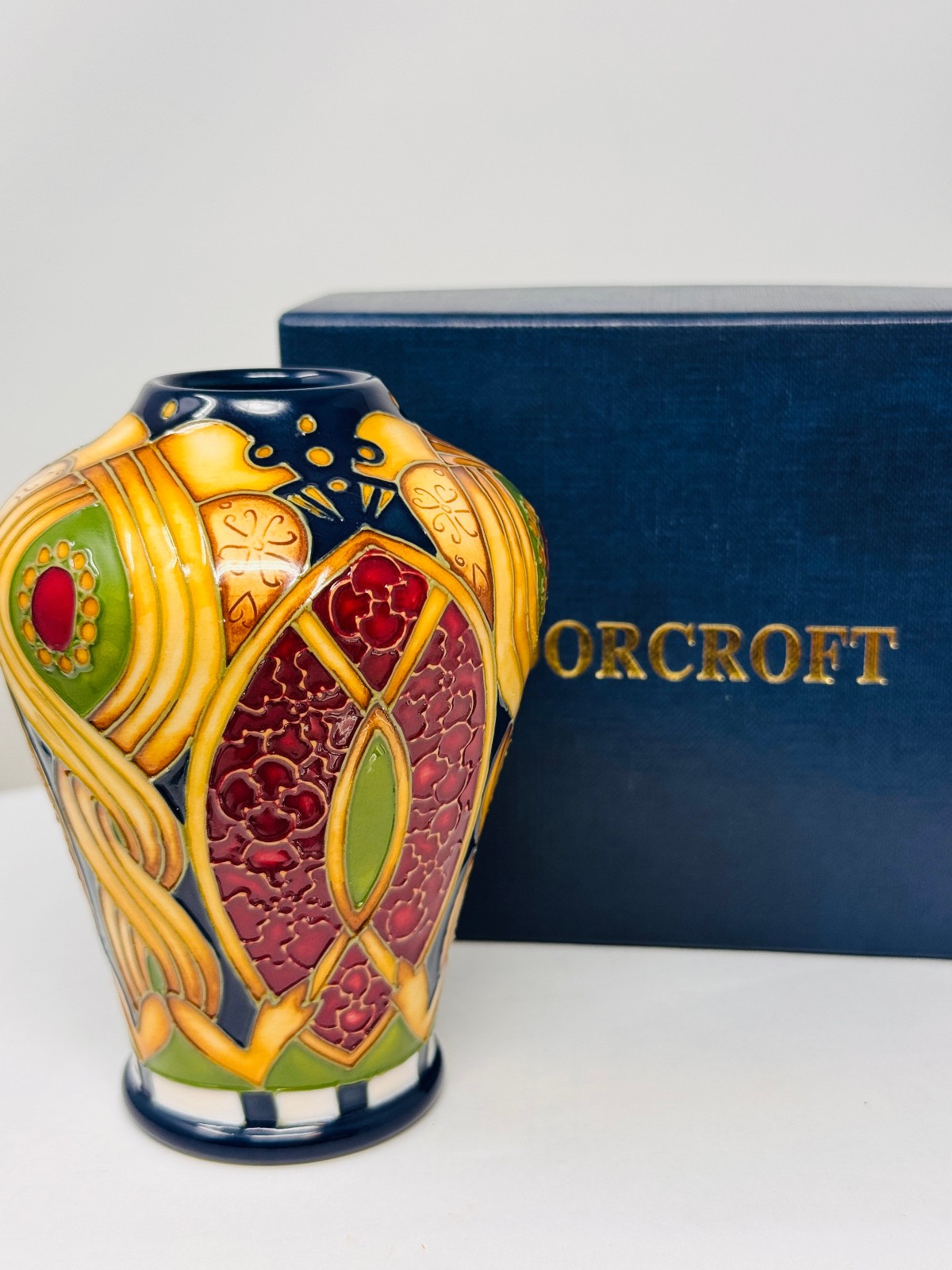 Moorcroft Staffordshire Gold Vase by Alicia Amison 4″. 2010 WOW Rare
