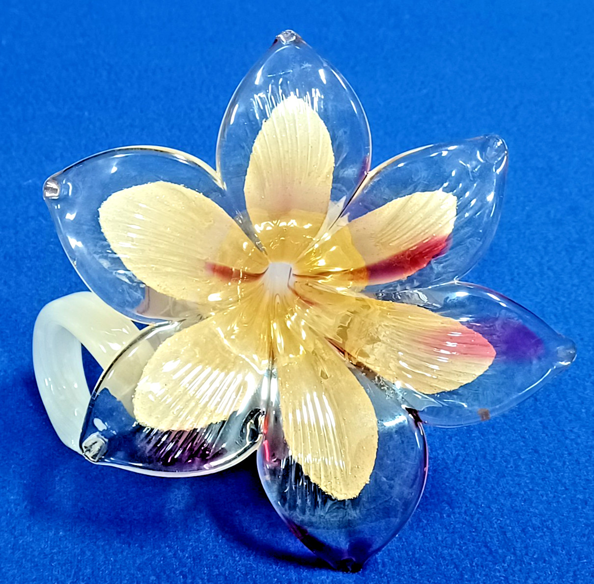 Vintage Murano Hand Blown Lily Flower Art Glass with Spiral Stem 6 Petals