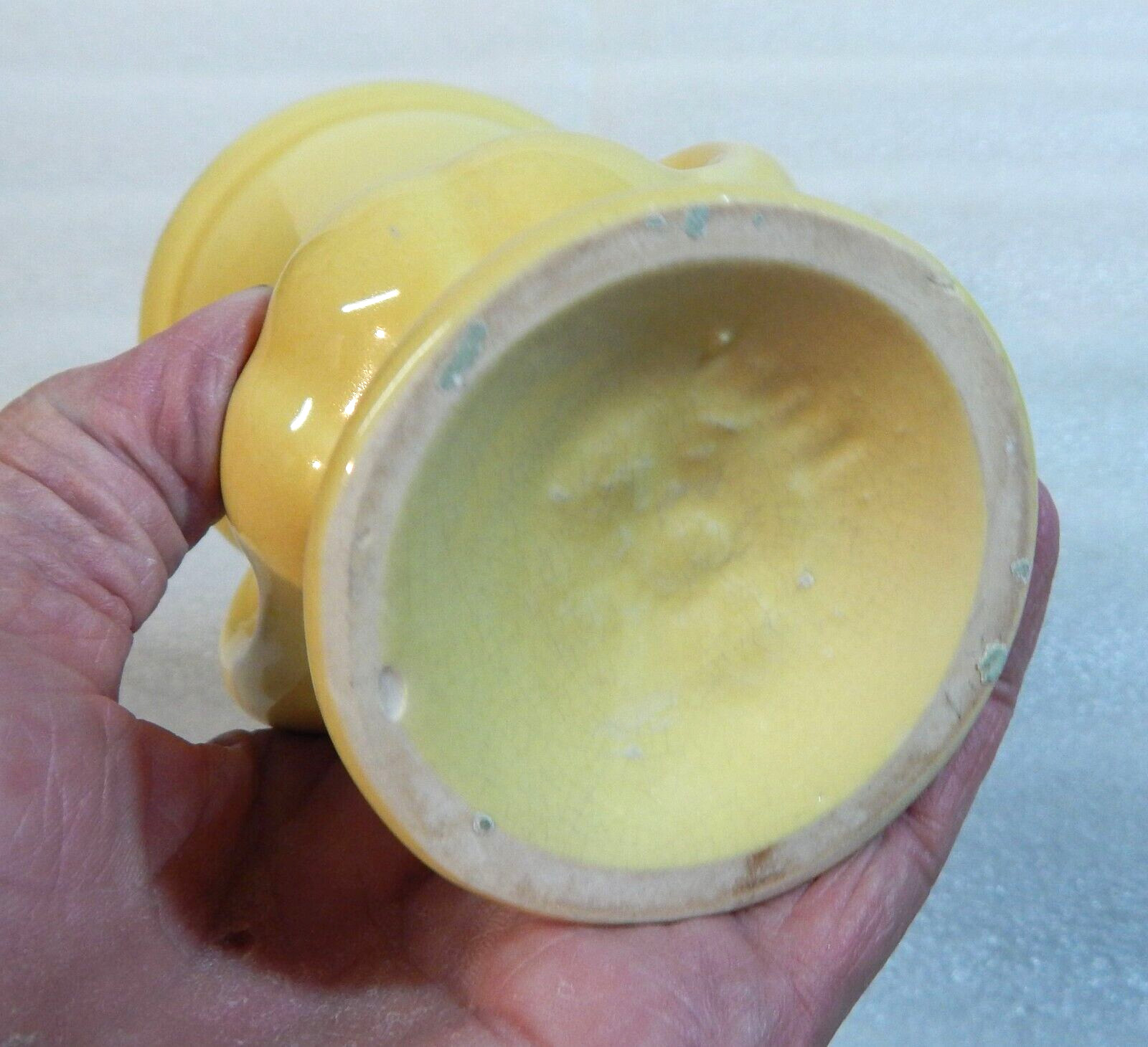 Vintage Shawnee Pottery Yellow Handled Vase USA Vase 5 1/2″