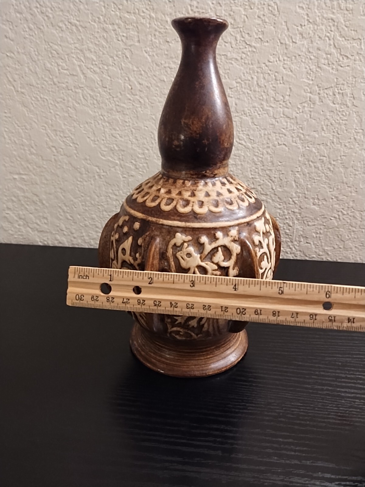 Vintage vase clay pottery, Made In Thailand, 9.25 Inches Tall
