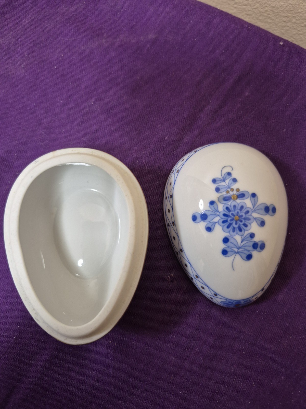 Herend Hungary Porcelain Chinese Bouquet Blue Pattern 24KT Accents
