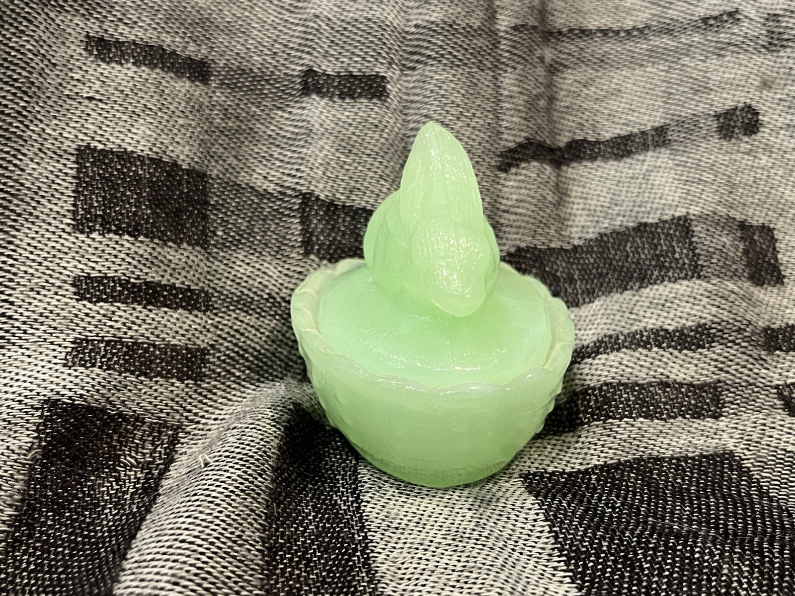 Vintage Jadeite Glass Rabbit on Nest Salt Well or Trinket Dish