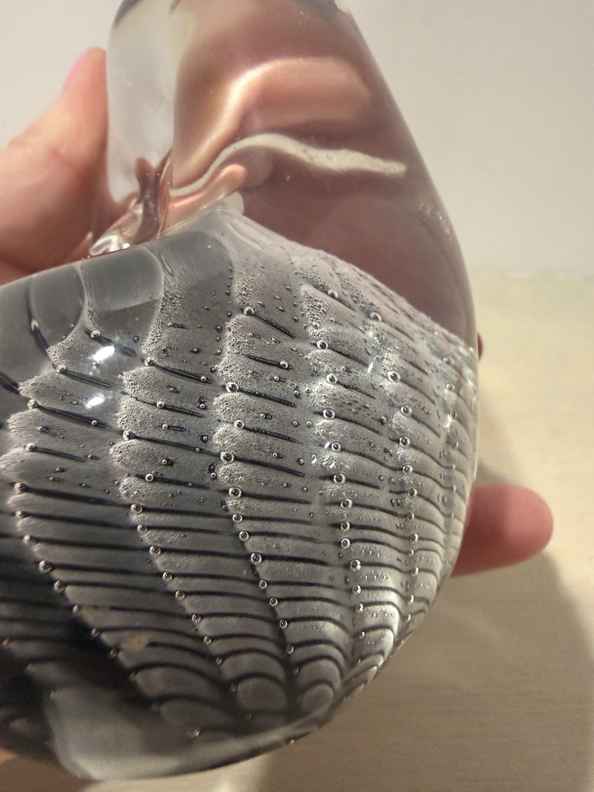 Vintage Art Glass Owl Paperweight – Controlled Bubble Murano Style – Gray Clear