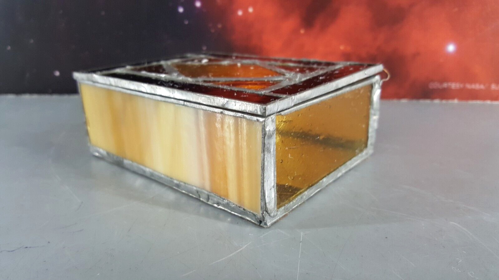 HANDMADE LEADED STAINED SLAG AMBER GLASS TRINKET JEWELRY BOX MIRRORED HINGED LID