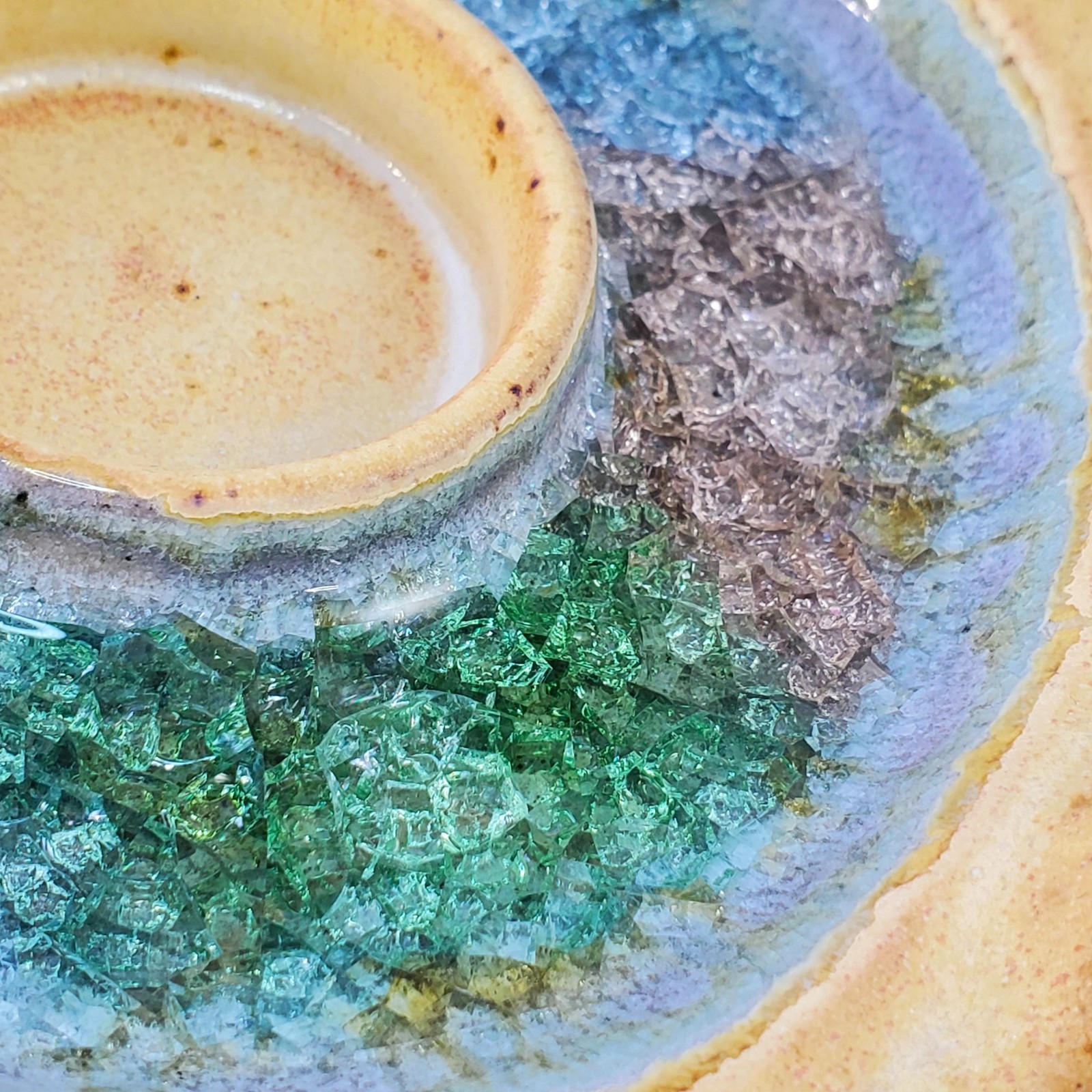Down to Earth DTE Studio POTTERY Fused Glass Geode Effect Tea Light Holder 5.75″
