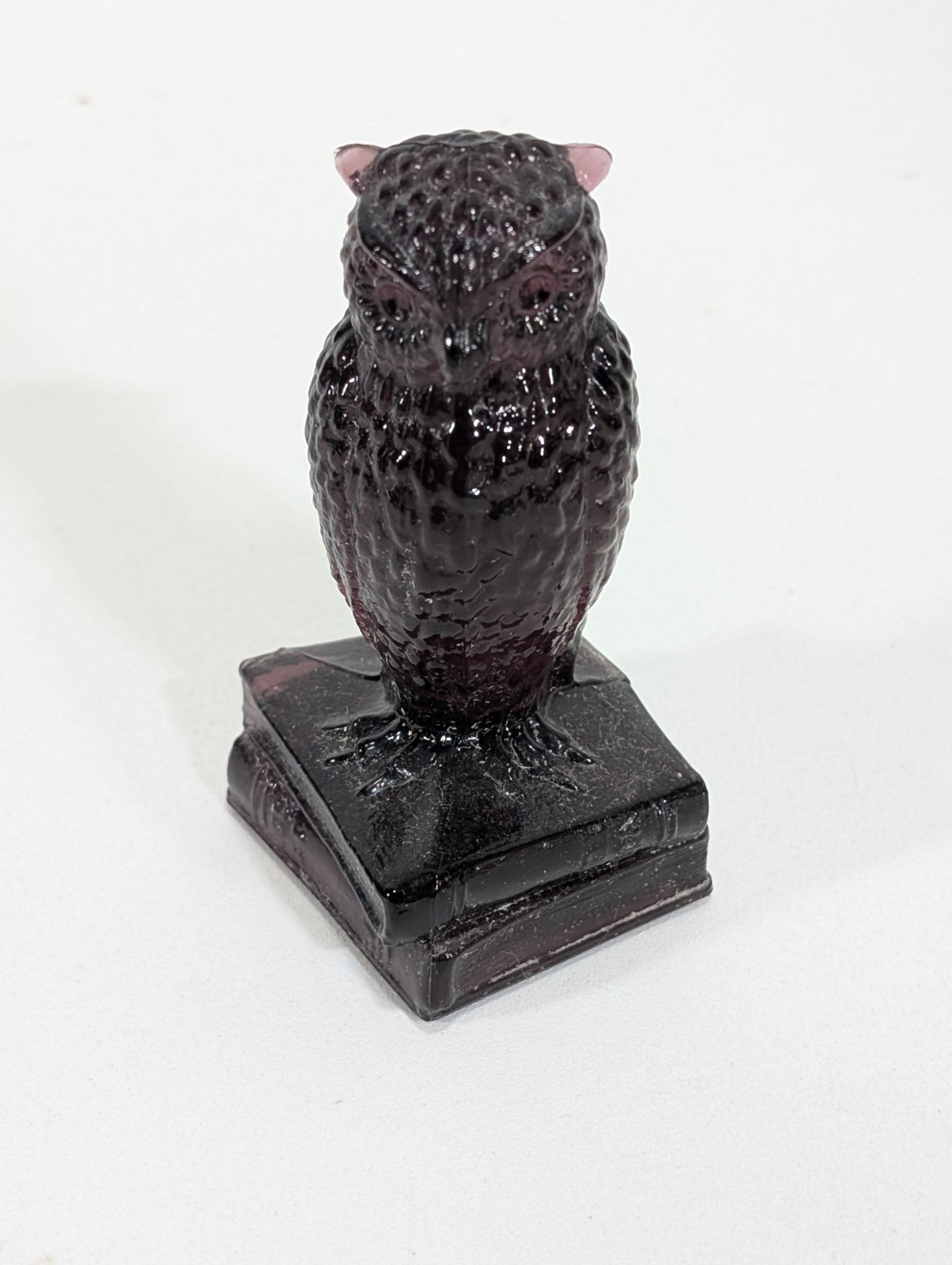 VINTAGE DEGENHART GLASS OWL SPICY BROWN SLAG? FIGURINE BROWN GLOWS UNDER UV