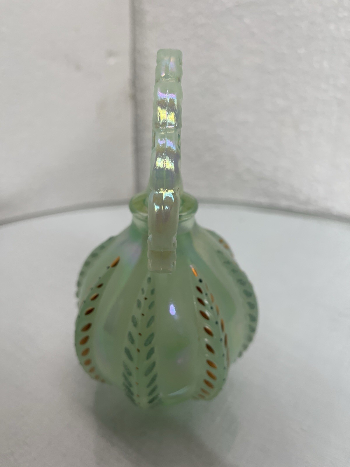 Fenton 6875 EW Willow Green Opalescent Perfume # 619