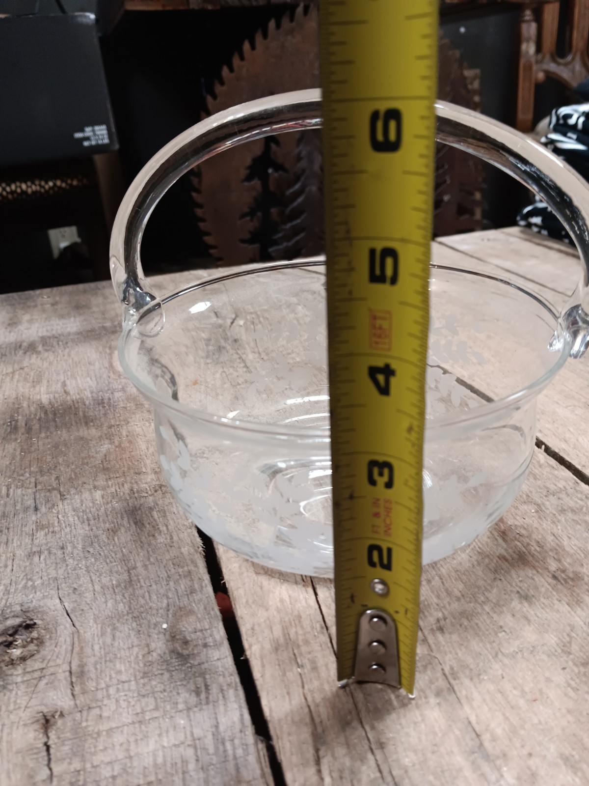 Etched Glass Basket Bowl with Handle – Frosted Leaf Design