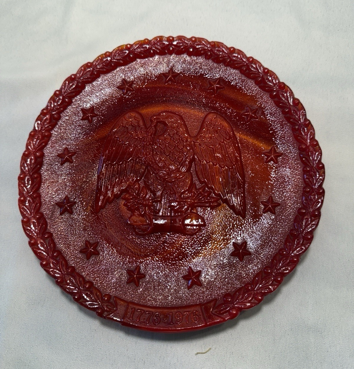 Fenton Red Pressed Glass Collector Plate 1776-1976 Eagle & Stars