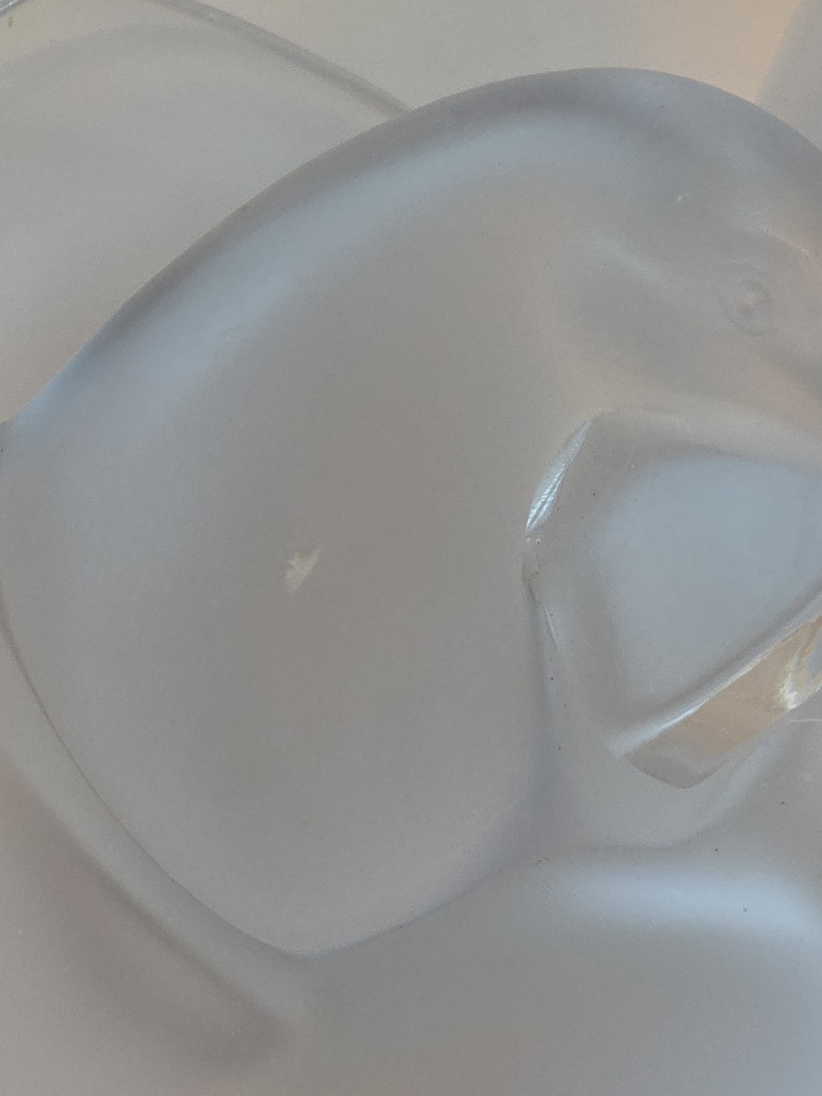 Lalique Crystal Art Glass ‘Sylvie’ Double Entwined Doves W/Glass Frog Insert