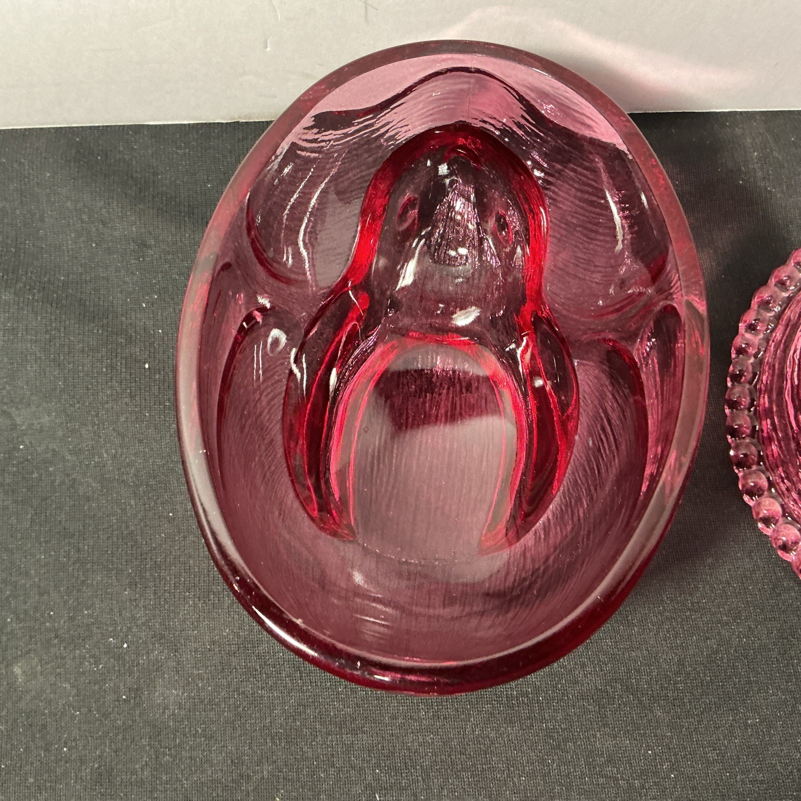 Vintage Cranberry Bunny On Nest Indiana Glass 7”