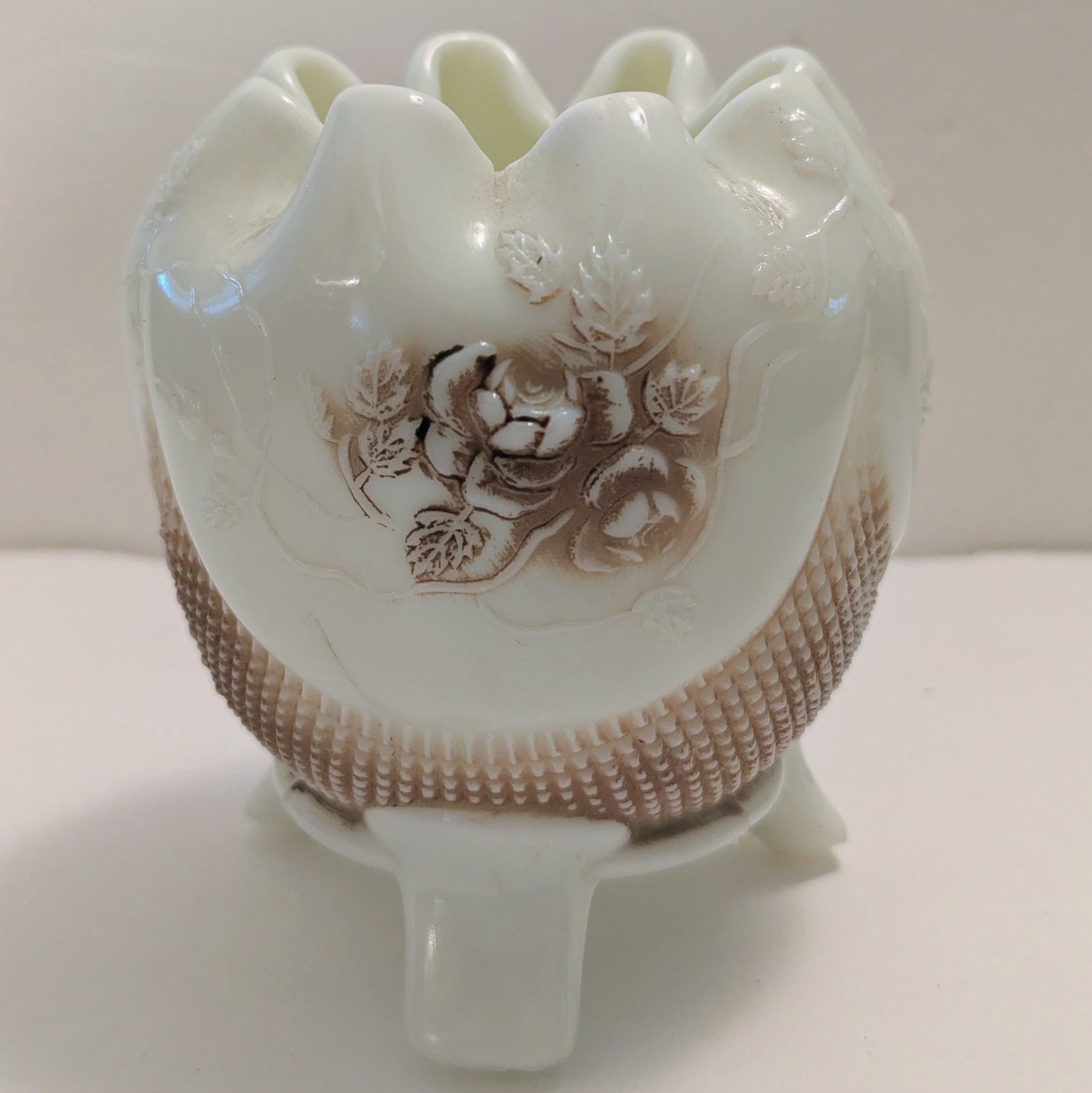 Northwood Custard Uranium Glass Footed Rose Bowl Fine Cut & Roses Nutmeg Glows