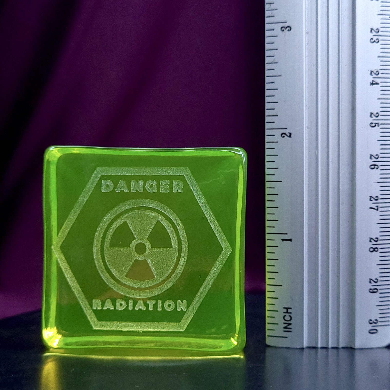 Rare Uranium Glass Small Figurine 50x50mm Vaseline Yellow Glass Statue