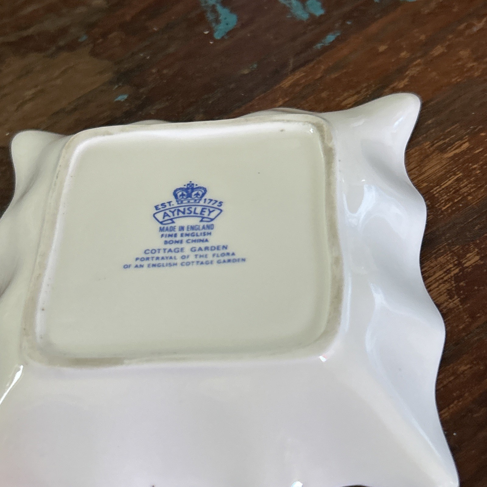 3 Royal Aynsley Fine Bone China Cottage Garden Bud Vases & Trinket Dish 4 Pieces