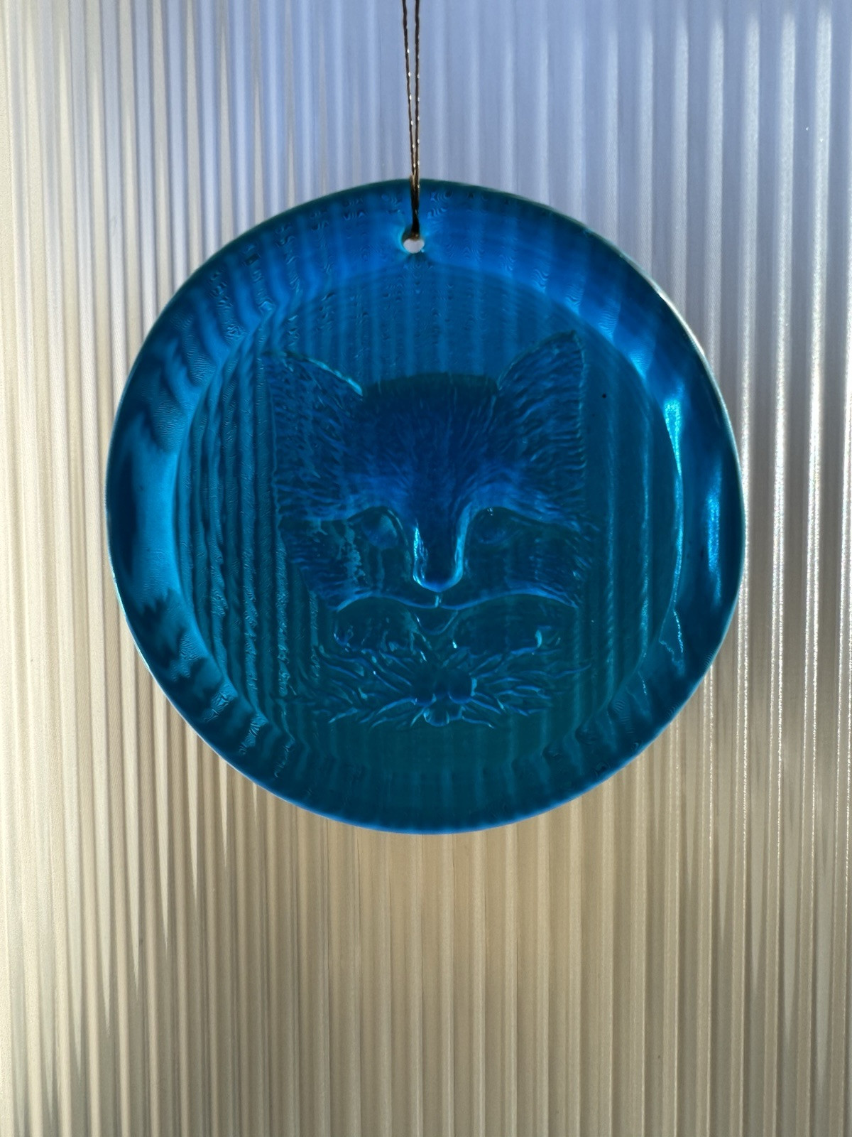 Pressed Art Glass Medallion Sun Catcher Blue Cat 5” Diameter Window Hanging