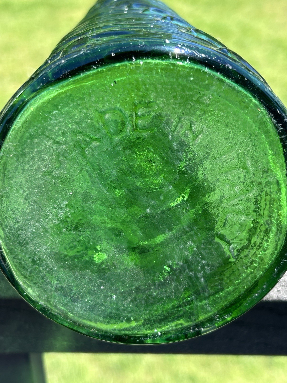 MCM Emerald Green Art Glass Wave Pattern No Topper Made In Italy 15”
