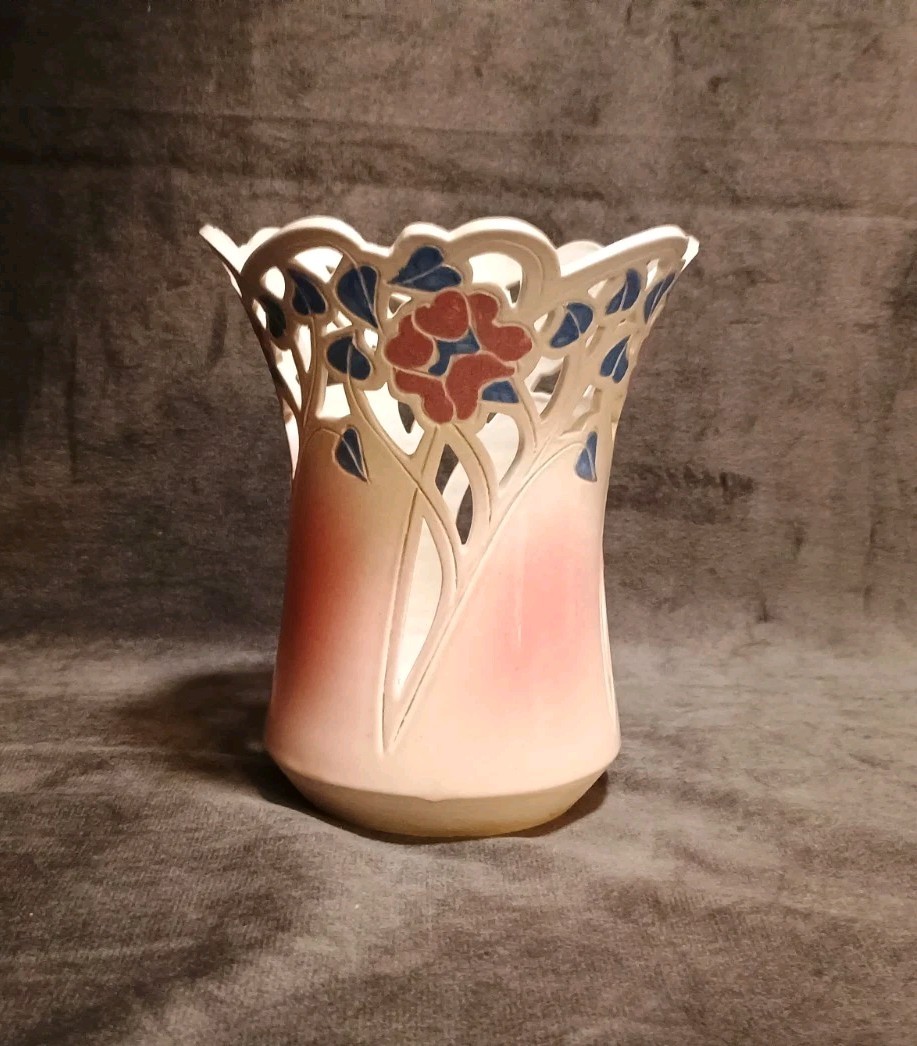 Julia Munn Carved Pottery Vase Art Nouveau Handmade Signed Art Pottery 1987
