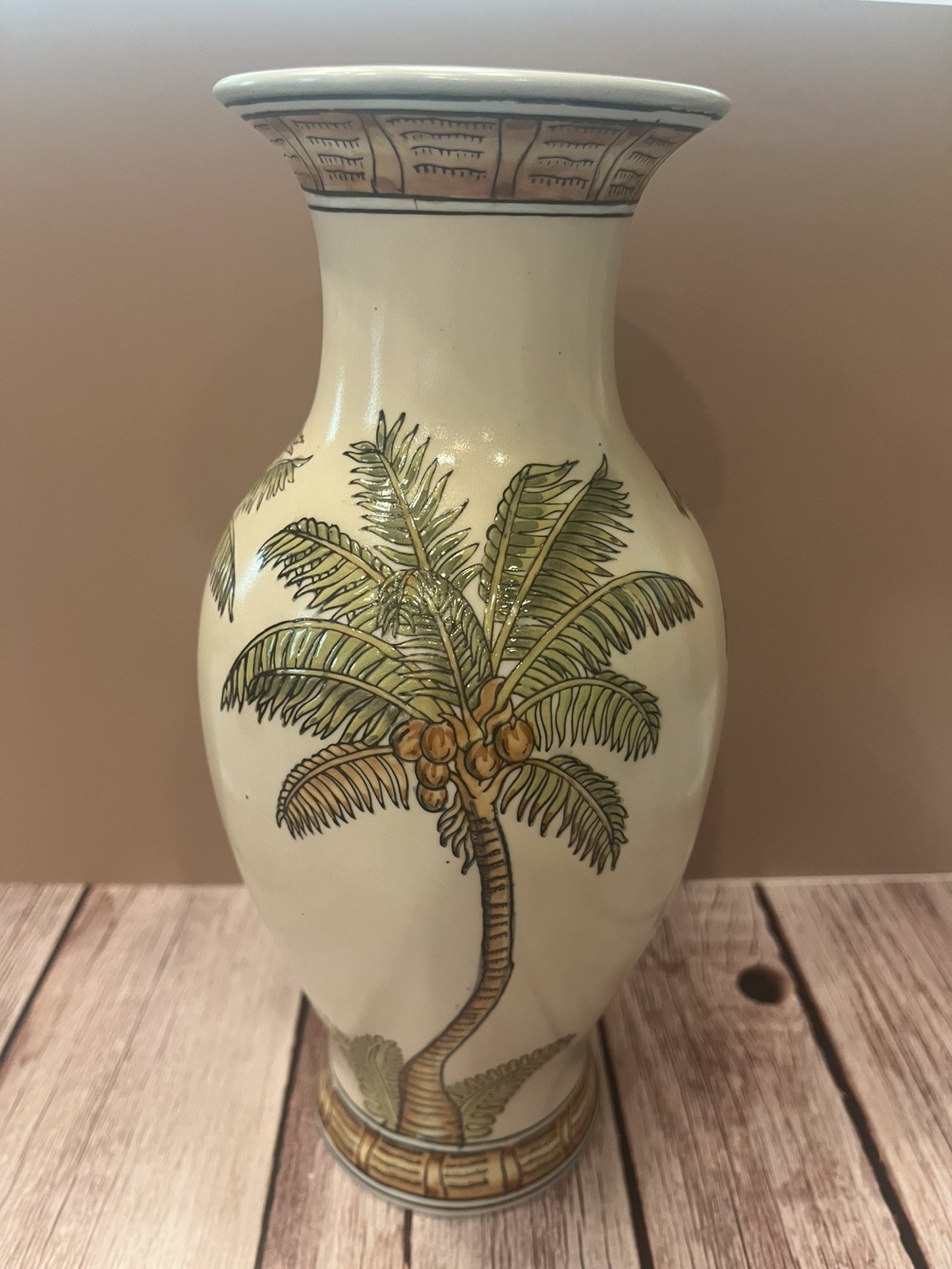 Vintage Andrea by Sadek Palm Tree Vase Polynesian Hawaiian Very Pretty