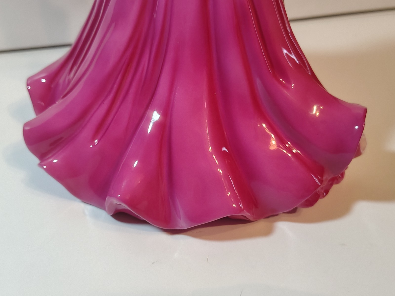 Coalport Bone China Lauren Figurine of Year 2007 #55 of 3000 Made LOTS OF PICS!