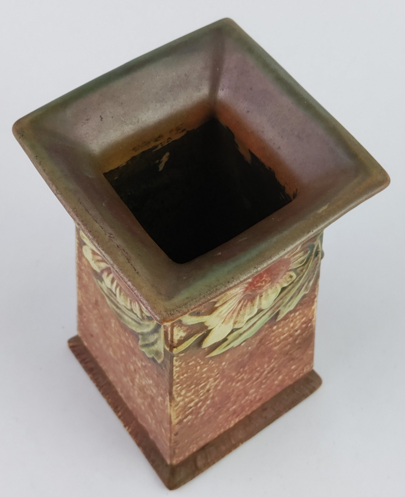 Antique 6″ Roseville Pottery Dahlrose Square Tapered Vase #419-6