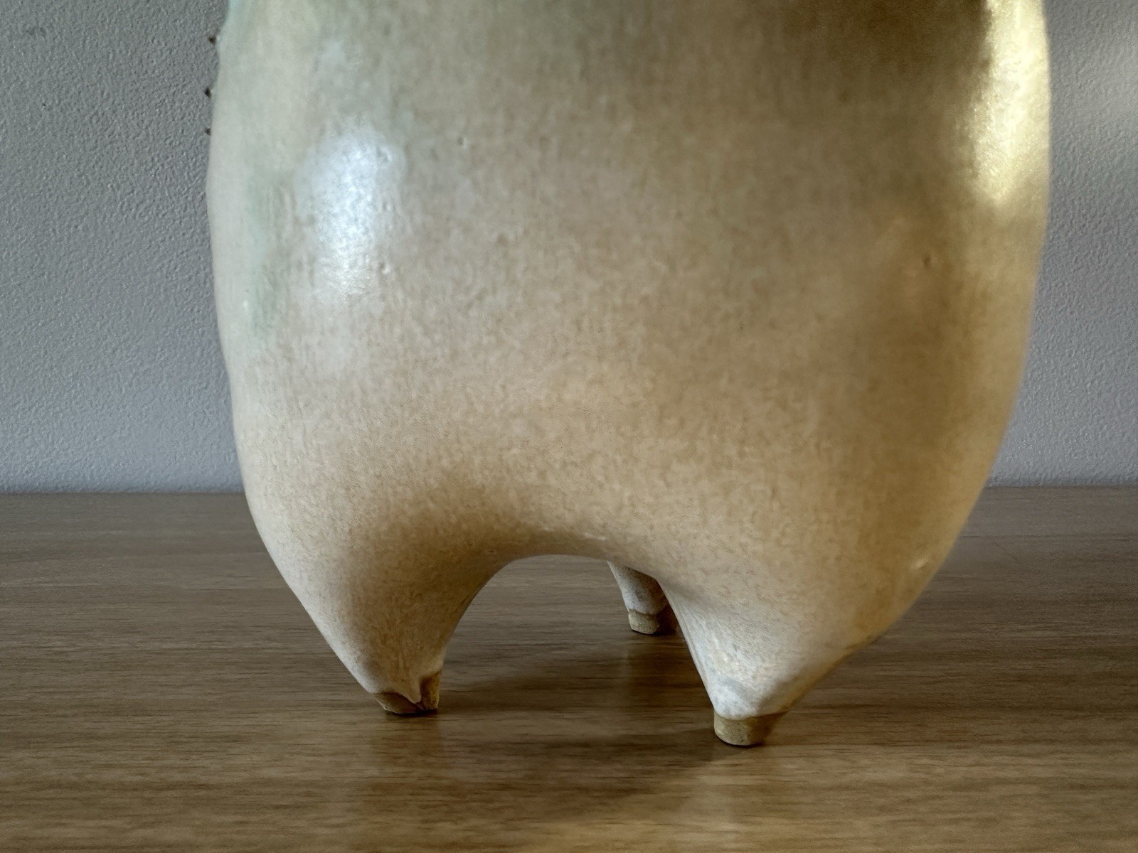 Vintage Studio Art Pottery•Sculptural Vessel•Organic Form•Wavy Rim•Textured