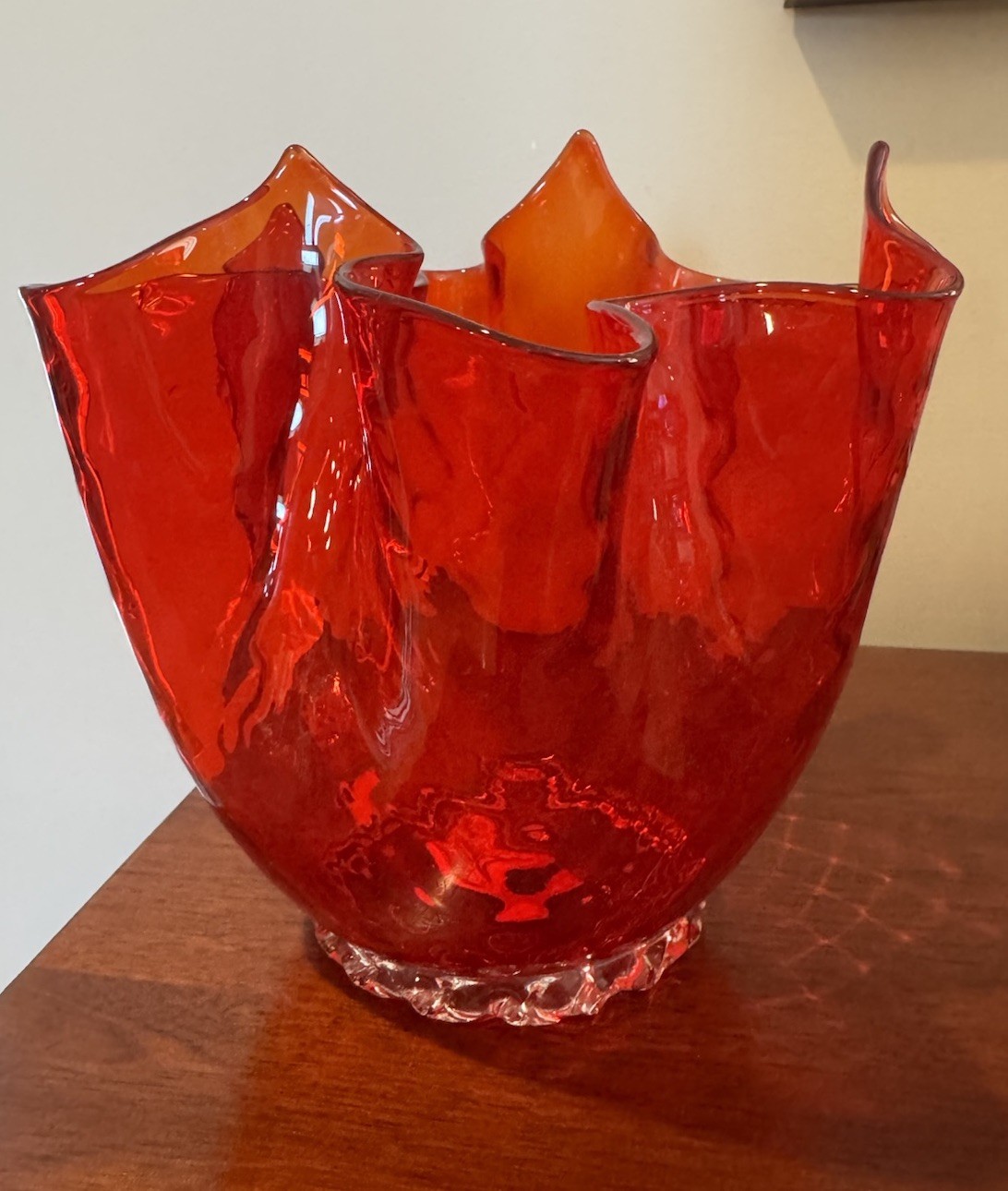 VINTAGE Murano Venetian Red Clear Gold Handkerchief Centerpiece Bowl Italy 6”