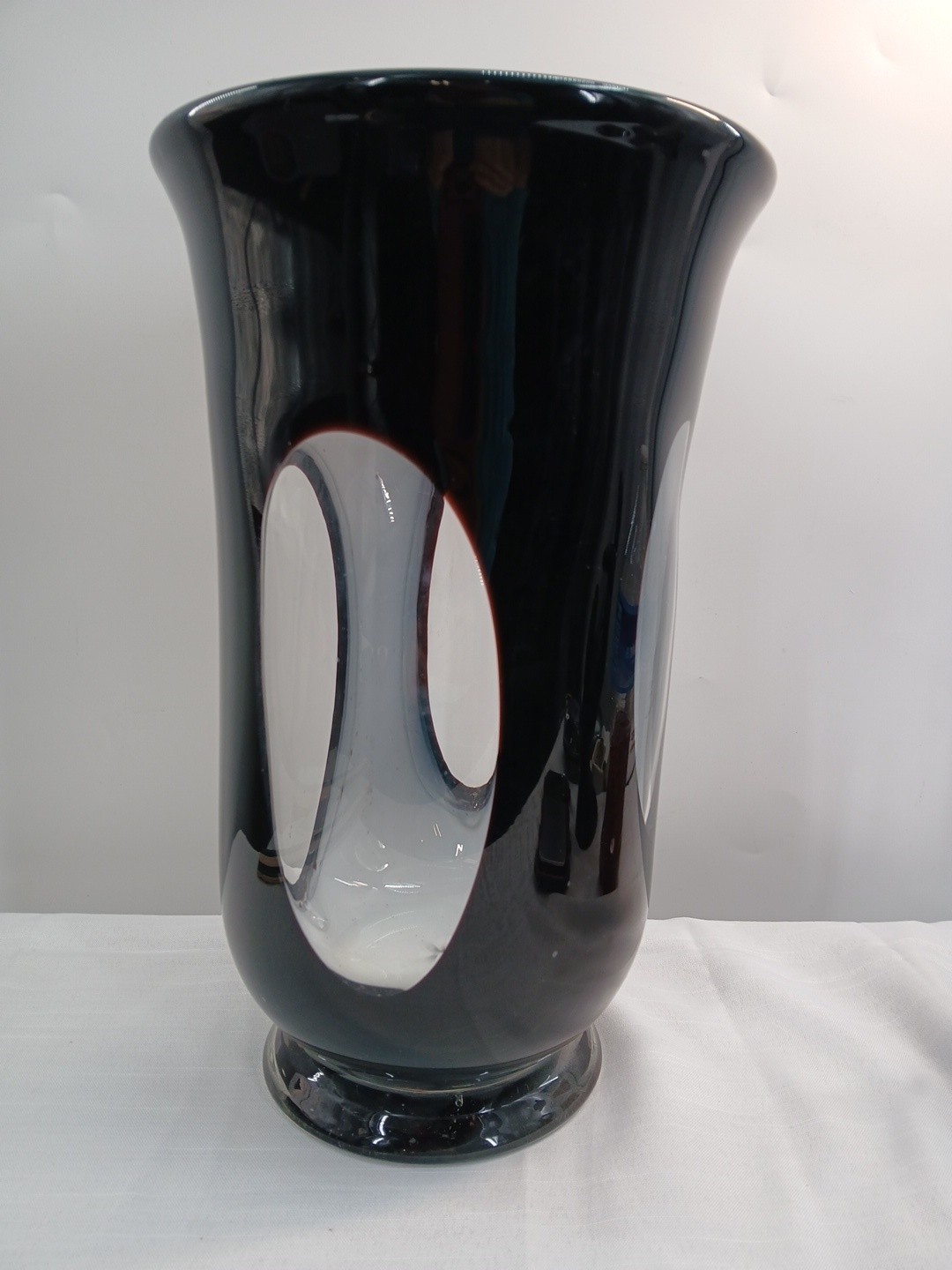 Black & White Murano Style Thick Glass Vase 11.75 Inches Tall Oval Window Pane