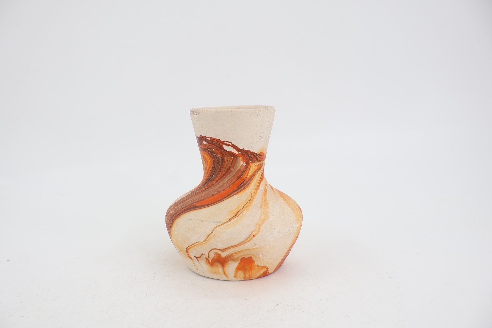 Vintage Nemadji Hand Made Orange Red Swirl Pottery Vase 3.5″ Inch Marked