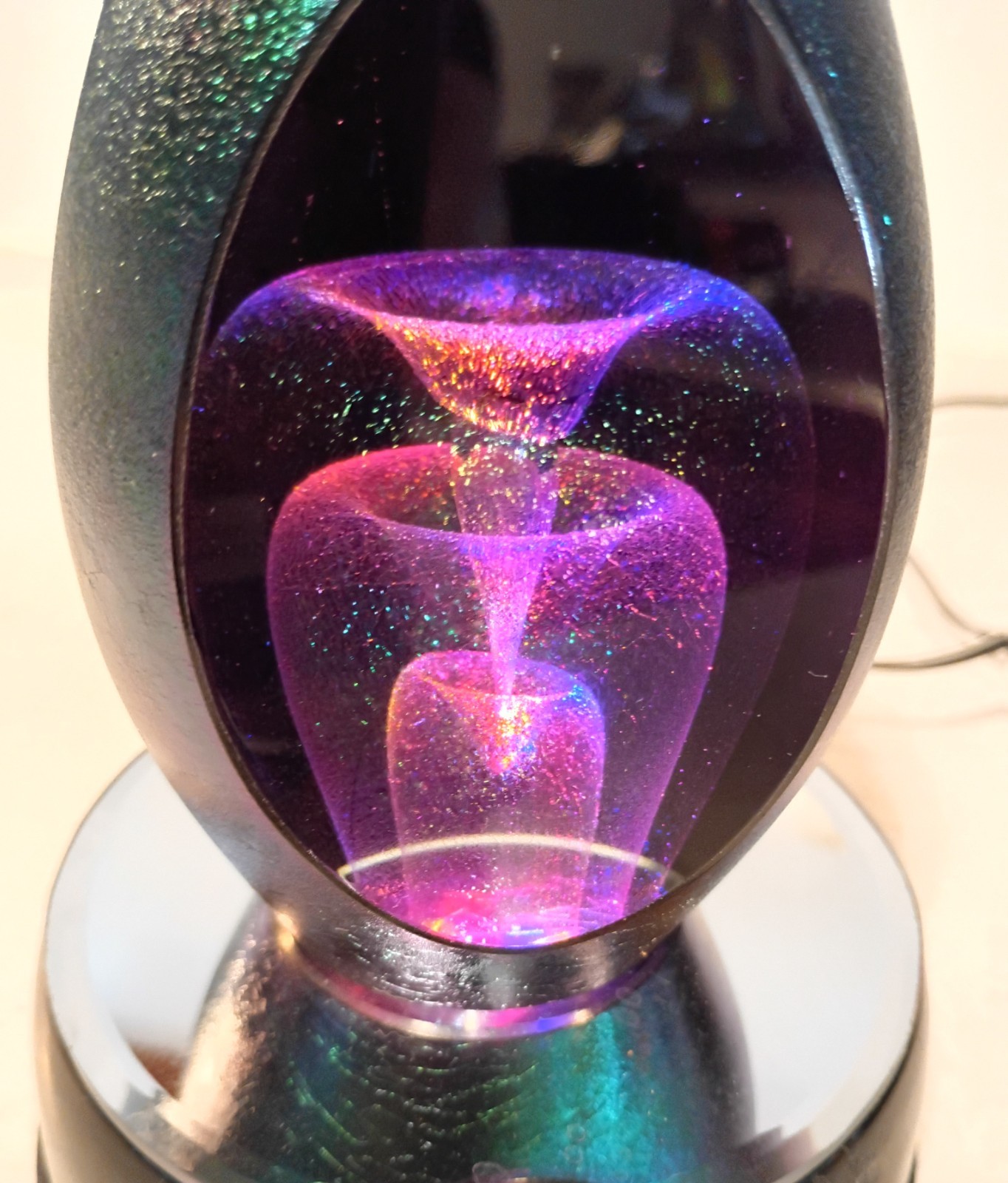 2008 Signed 5.25″ Robert Eickholt Iridescent Fountain Art Glass Paperweight