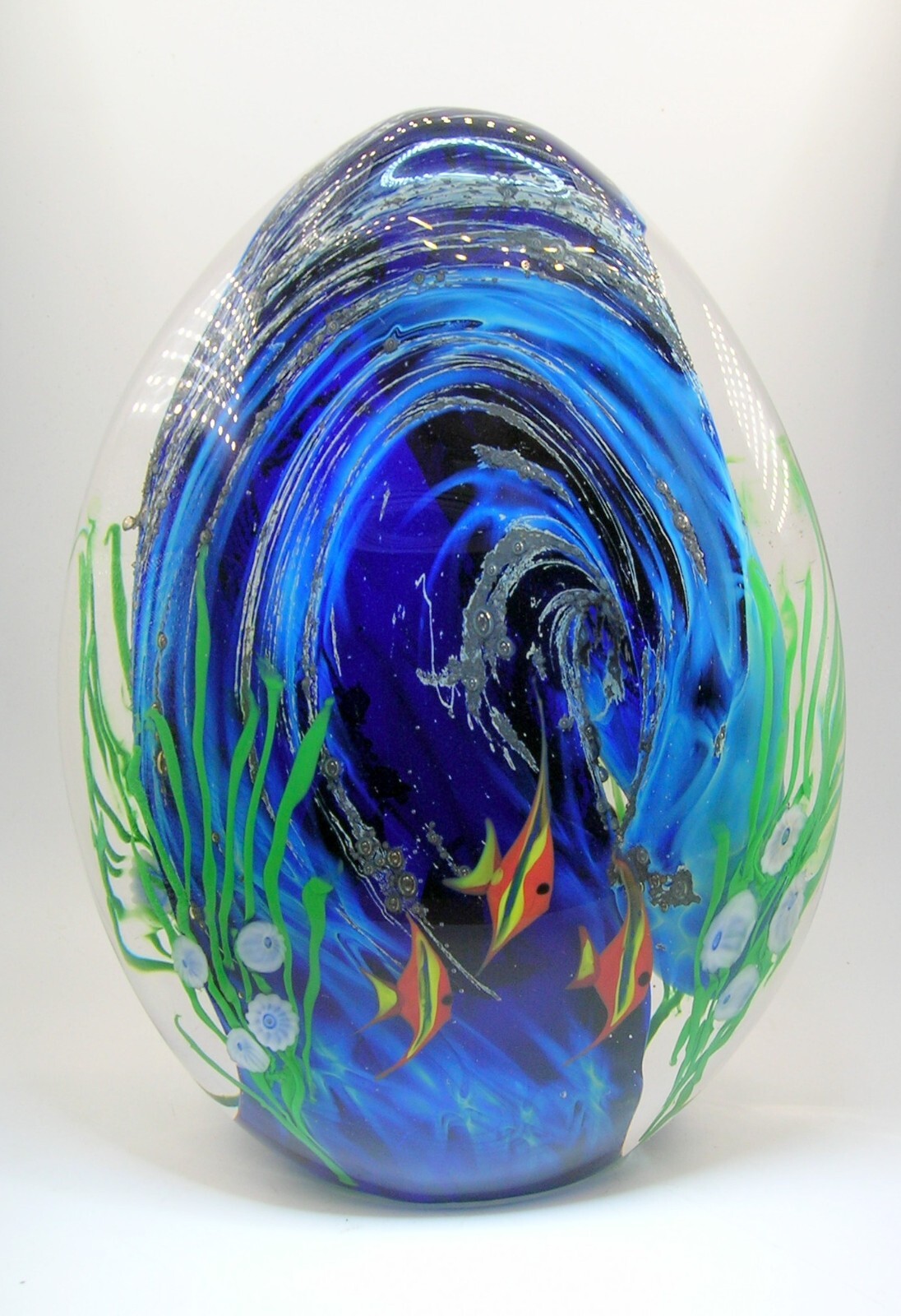 ZELLIQUE STUDIO LARGE FISH AQUARIUM DOUBLE SIDED ART GLASS 8 3/4″ TALL -B. OFFER