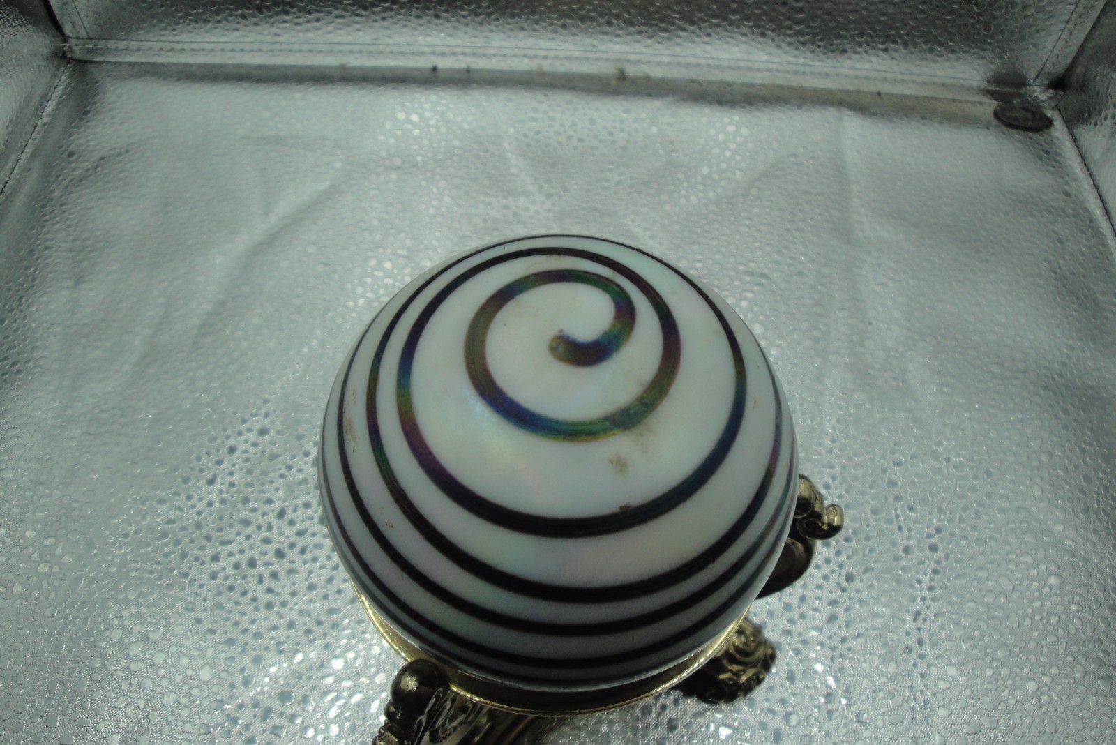 TOM St Clair Clambroth Style Art Glass Paperweight Opalescent Swirl 3″ w/Stand