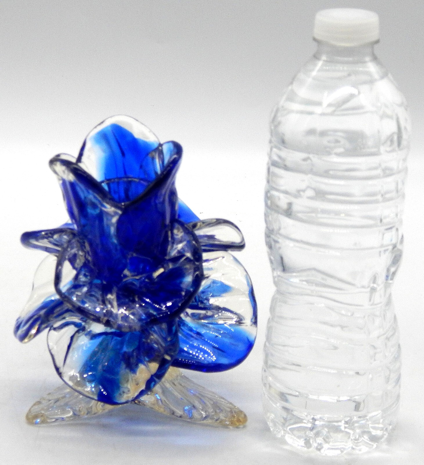 VTG Icet Murano Style Art Glass Blue Clear Flower Petal Candle Holder Venezuela