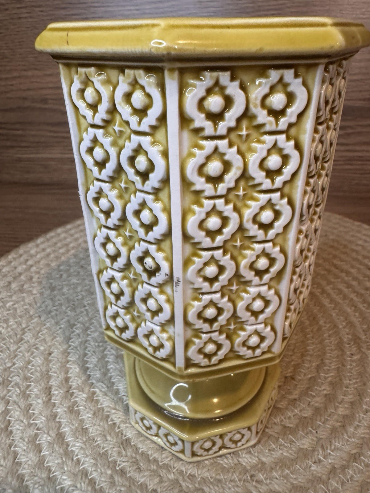 Vintage Relpo 5960 Ceramic Planter MCM Geometric Chartreuse And White 7”