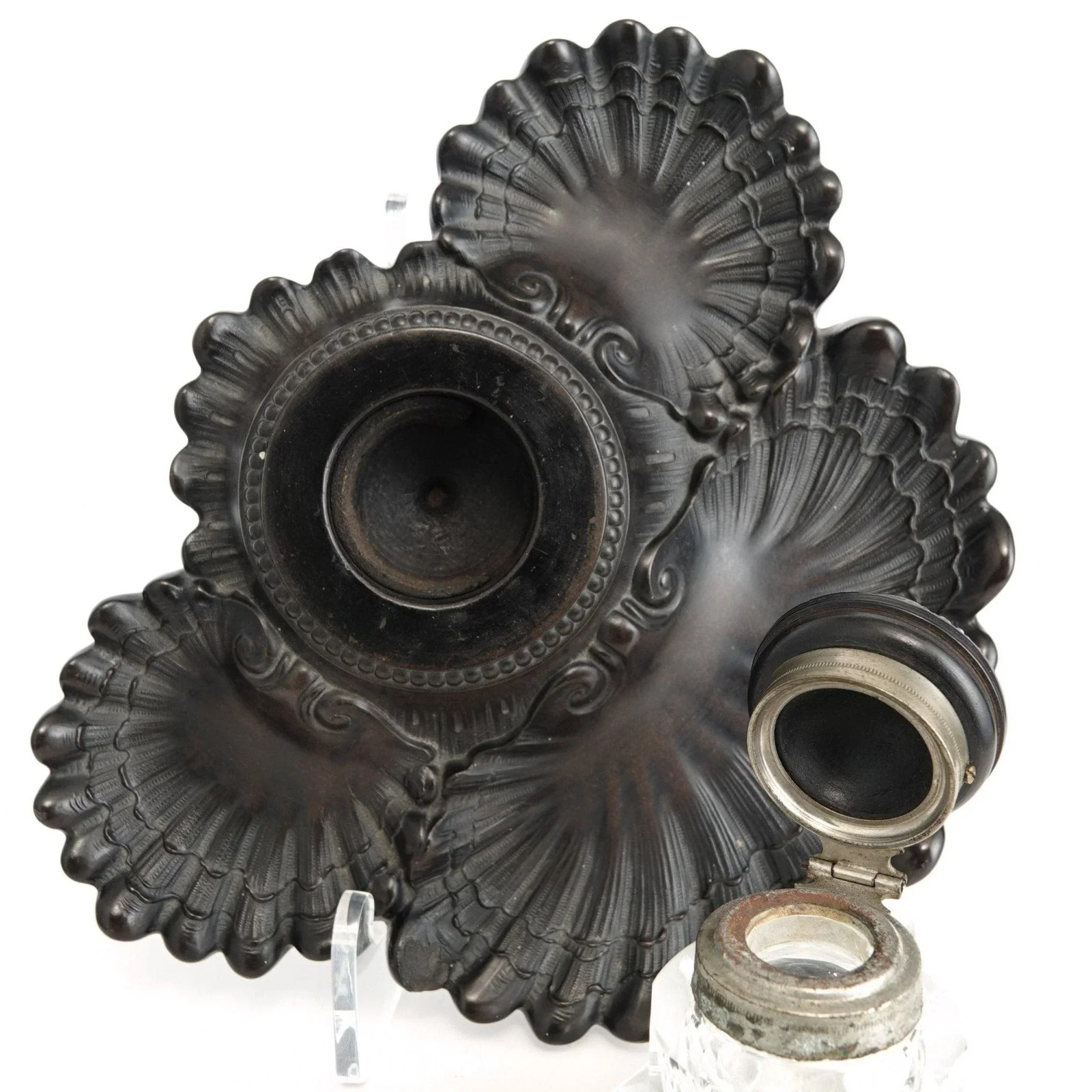 c1860 French Bois Derci inkwell with Cut Glass insert