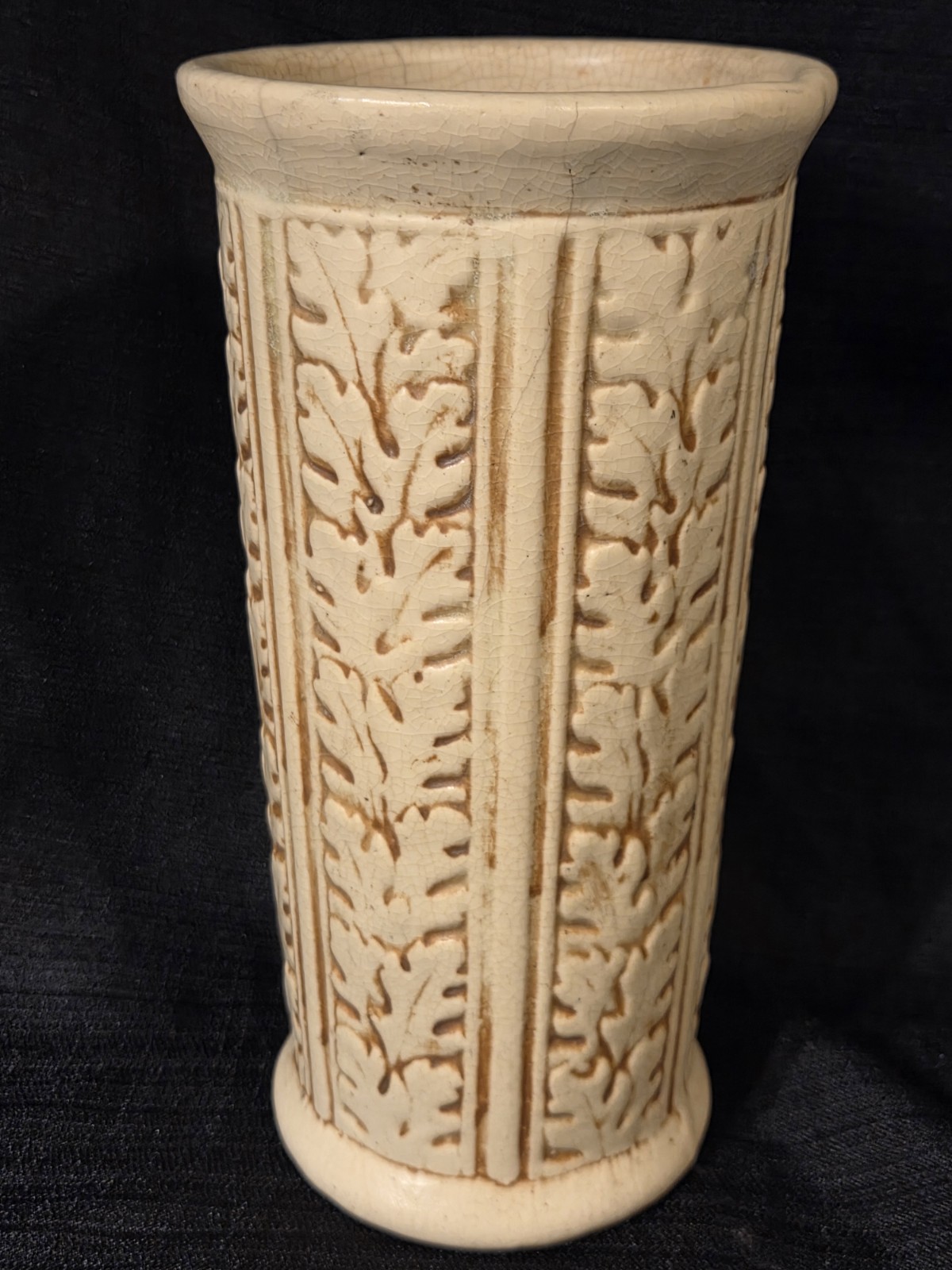Vintage Weller Pottery Ink Mark 1914-1920 Clinton Ivory Oak Leaf Vase