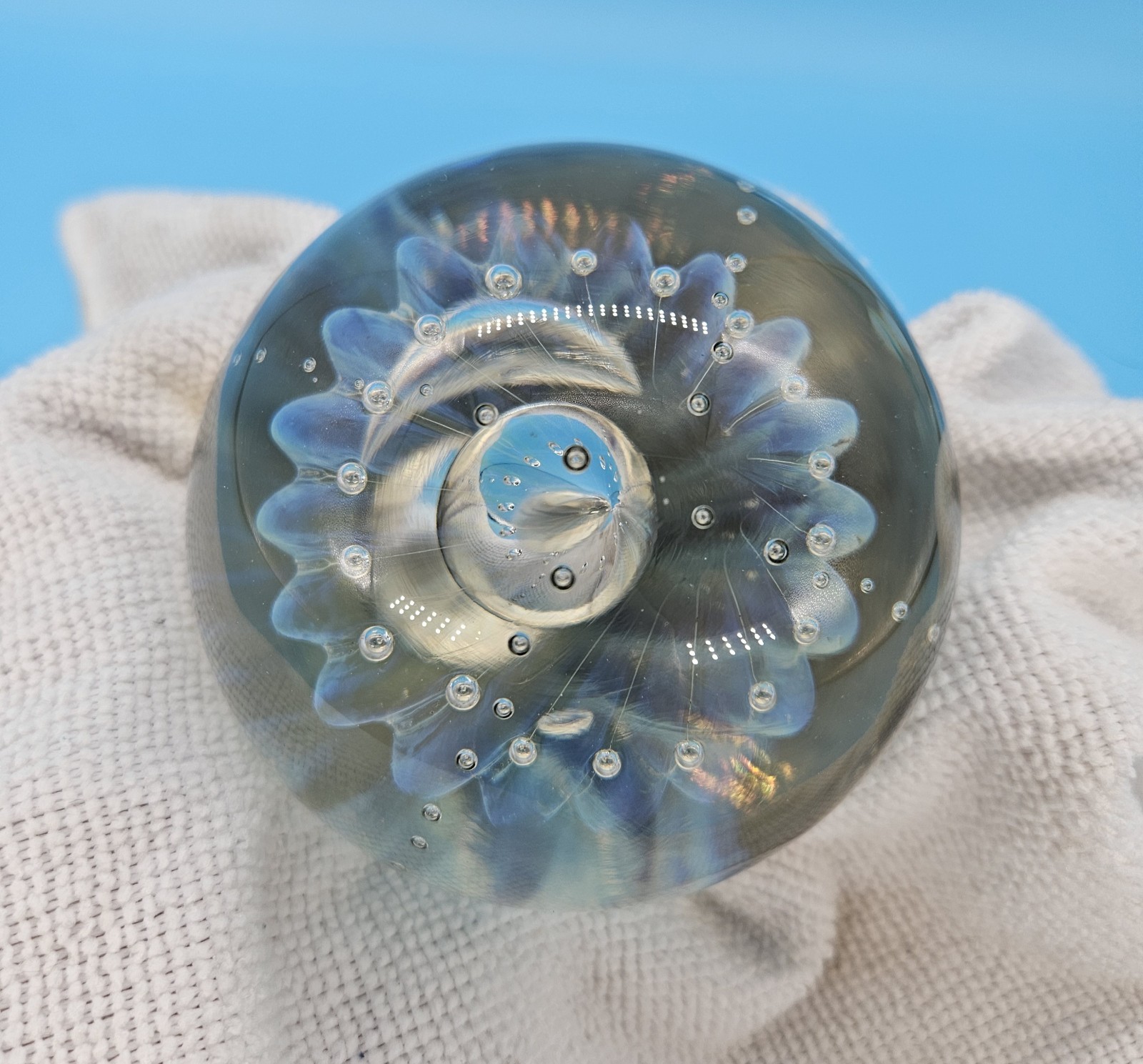 1993 Robert Eickholt Double Jellyfish Controlled Bubble Paperweight SIGNED