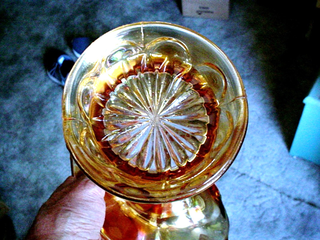 Vintage Imperial Glass Marigold Morning Glory Jack in the Pulpit Vase 9″