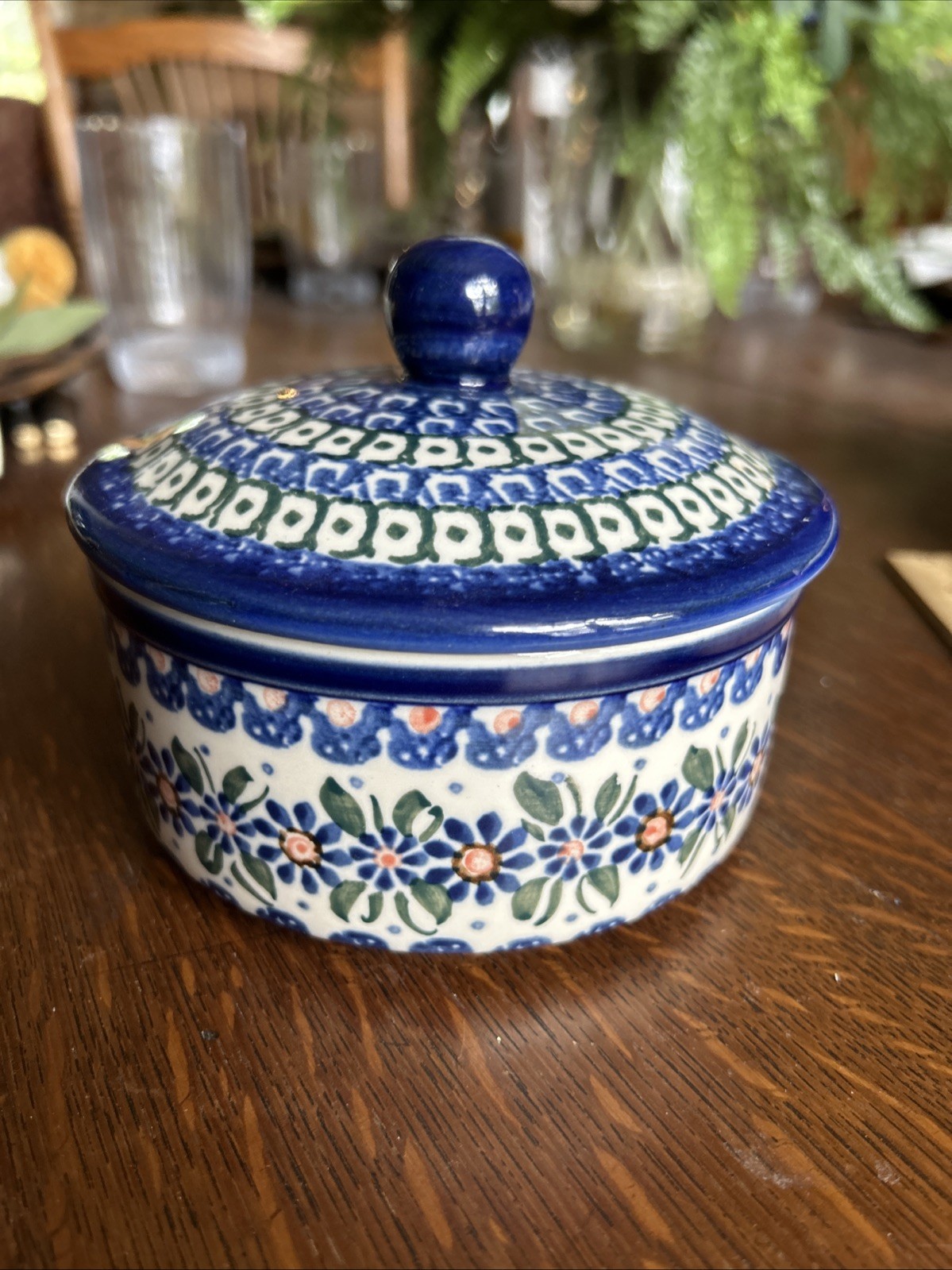 Polish Pottery Round Lidded Trinket Box 4.75” Round Excellent condition