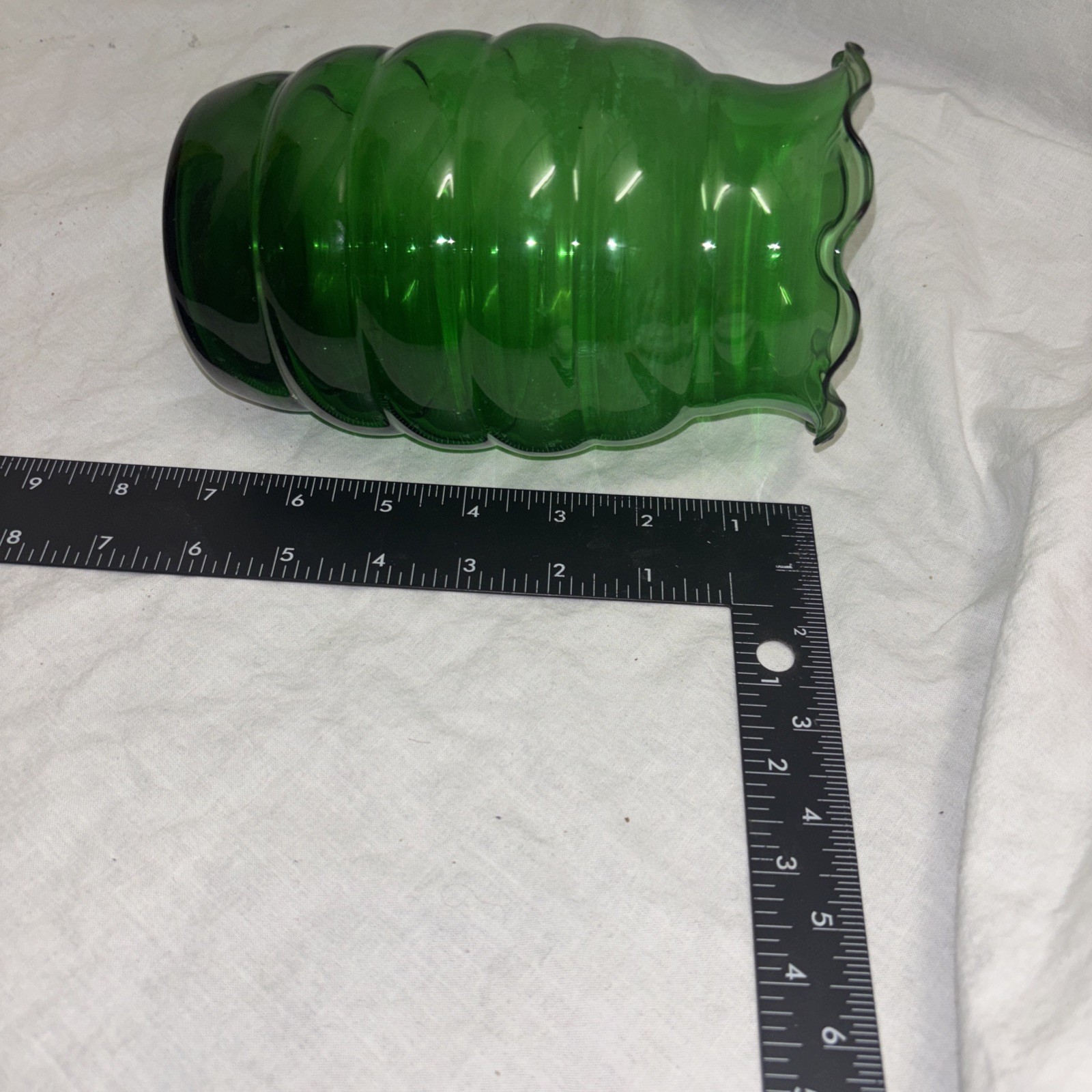 Vintage 7” Forest Green Beehive Shaped Crimped Glass Vase, E110