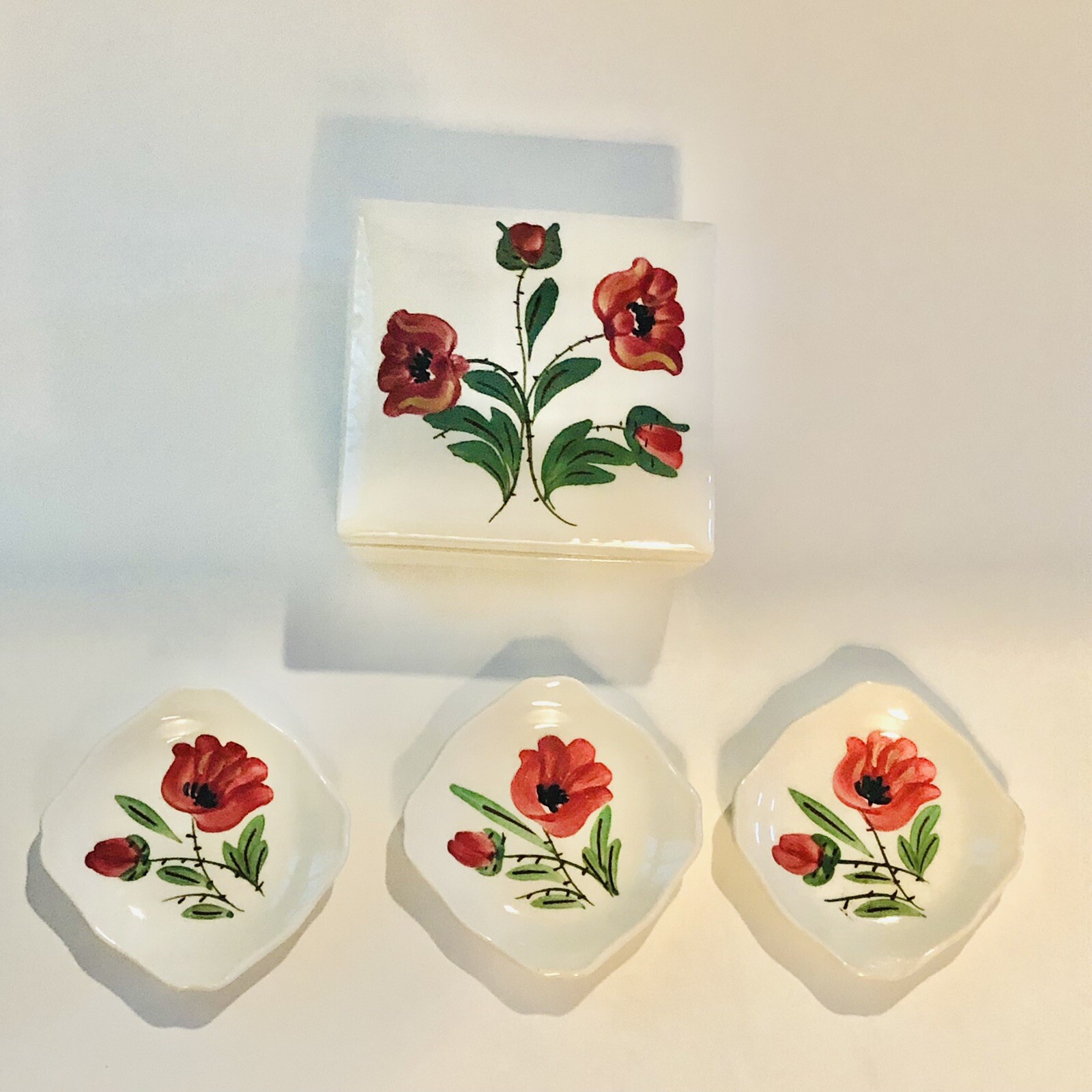 Blue Ridge Southern Potteries Poppy Cigarette Box Hand painted & 3 Ashtrays